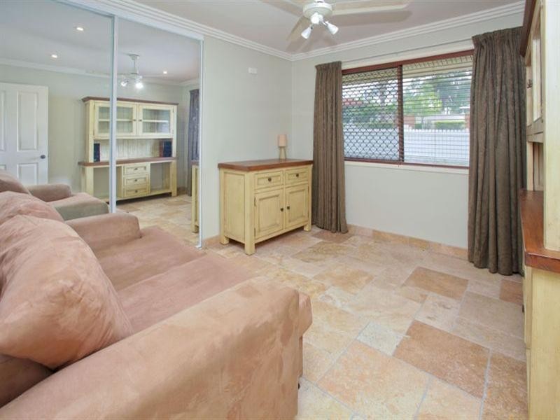 41 Steven Street, Camira QLD 4300