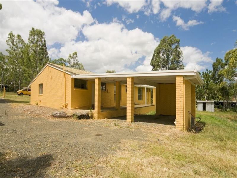 39-41 Harris Street, Bellbird Park QLD 4300