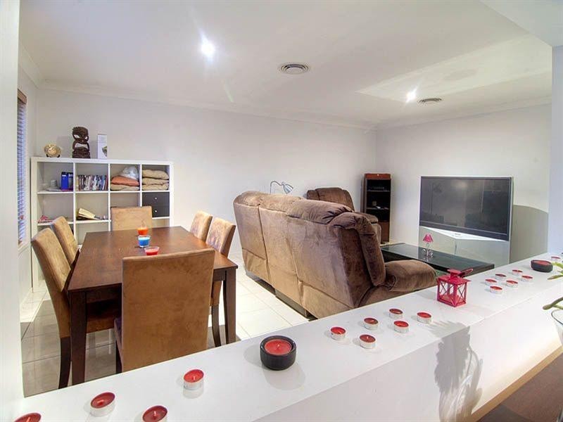 30 Admiral Crescent, Springfield Lakes QLD 4300