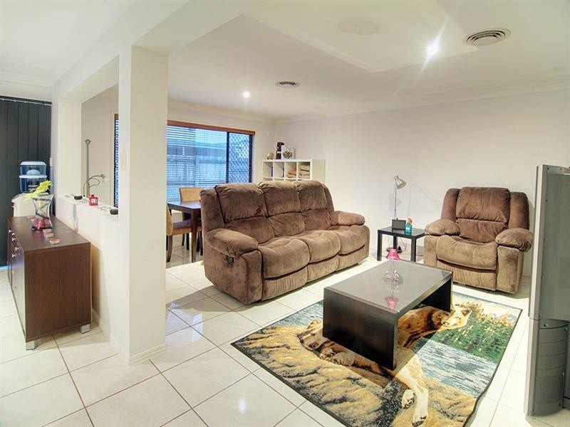 30 Admiral Crescent, Springfield Lakes QLD 4300