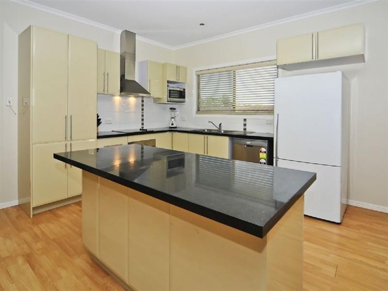 16 Griffin Crescent, Collingwood Park QLD 4301