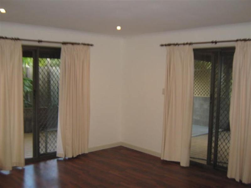 34 Russell Drive, Redbank Plains QLD 4301