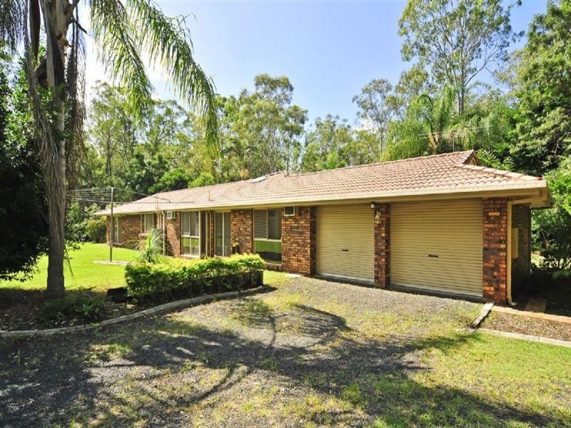 17 Wairuna Court, Pine Mountain QLD 4306