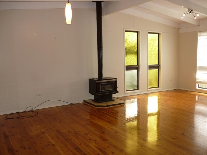 8 Cudgee Street, Redbank Plains QLD 4301