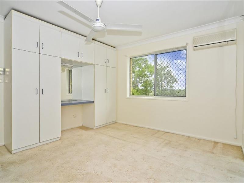 33 McLean Street, Redbank Plains QLD 4301