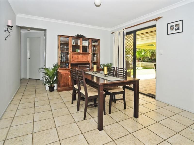 6 Buckland Court, Collingwood Park QLD 4301