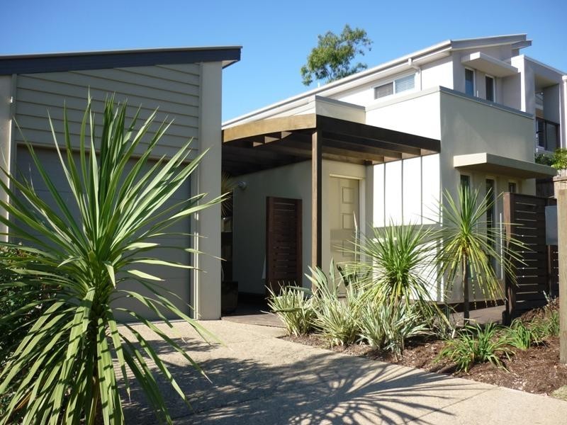 5 Boronia Court, Springfield Lakes QLD 4300