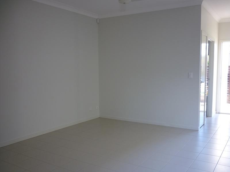 5 Boronia Court, Springfield Lakes QLD 4300
