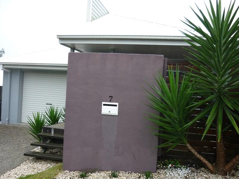 7 Skyline Avenue, Springfield Lakes QLD 4300