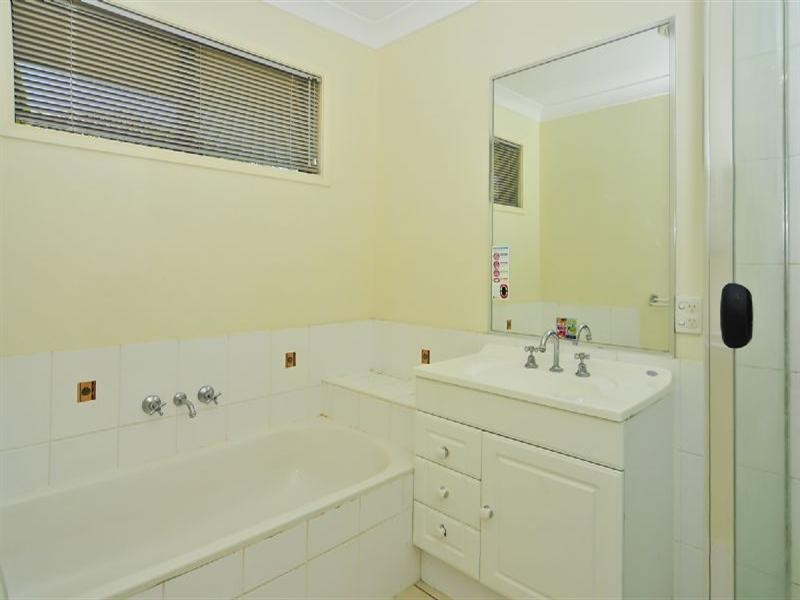 3 Macswiney Street, Collingwood Park QLD 4301