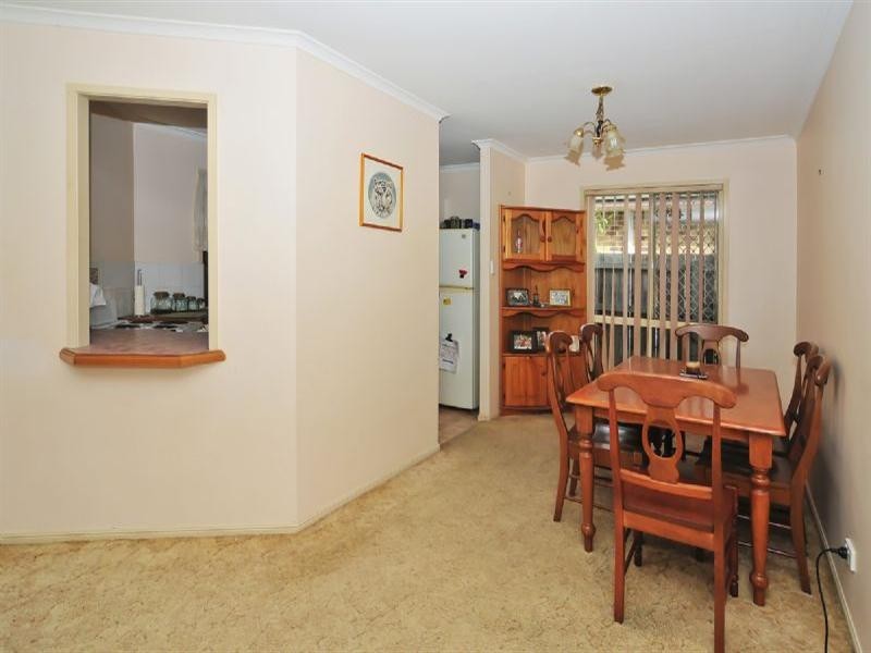 2/11 McBrien Court, Redbank Plains QLD 4301