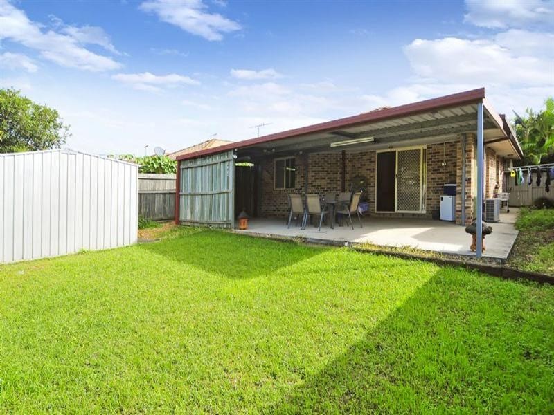 2/11 McBrien Court, Redbank Plains QLD 4301