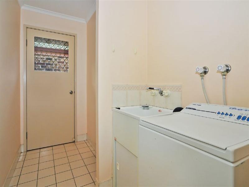 2/11 McBrien Court, Redbank Plains QLD 4301