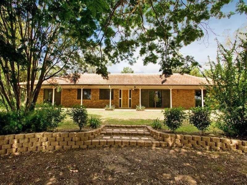 119 Johnston Street, Bellbird Park QLD 4300