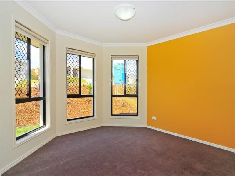 34 Navickas Circuit, Redbank Plains QLD 4301