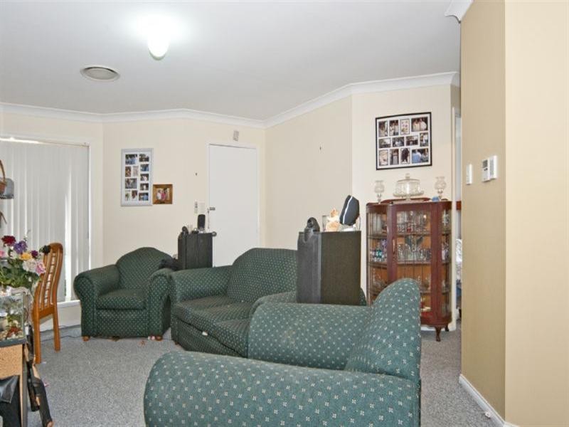 4/4 McBrien Court, Redbank Plains QLD 4301