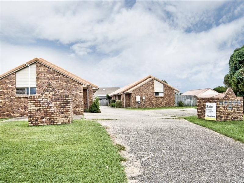 4/4 McBrien Court, Redbank Plains QLD 4301