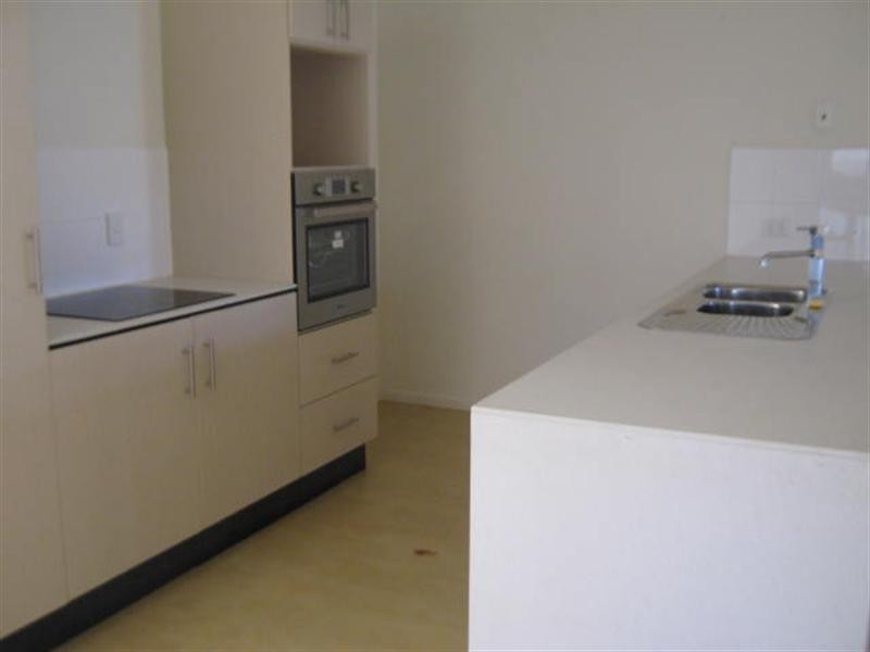 16 Ledger Street, Redbank Plains QLD 4301