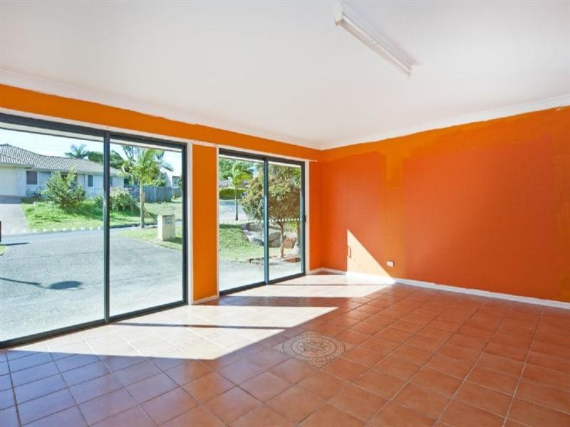 2 McKerrow Crescent, Goodna QLD 4300