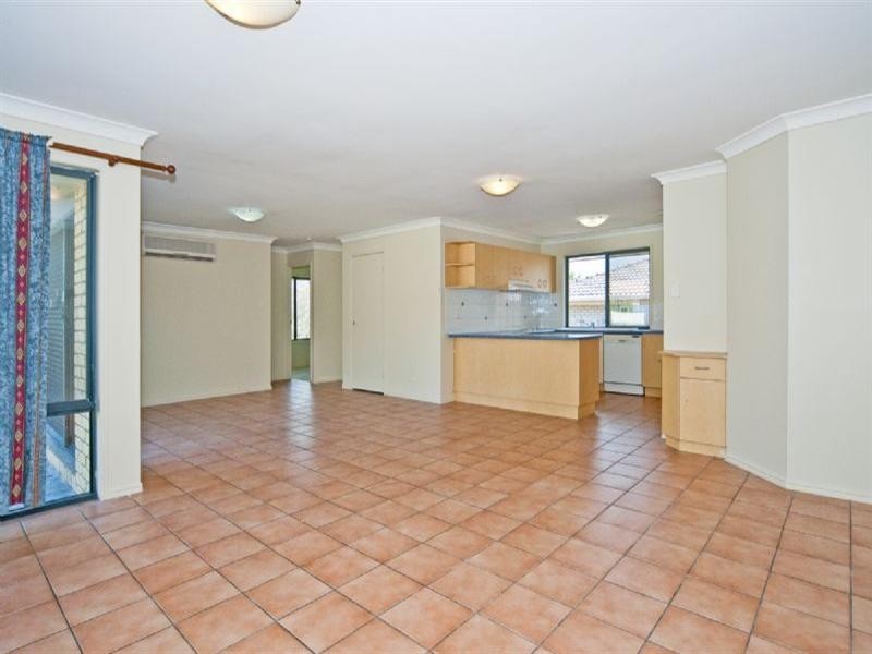 2 McKerrow Crescent, Goodna QLD 4300