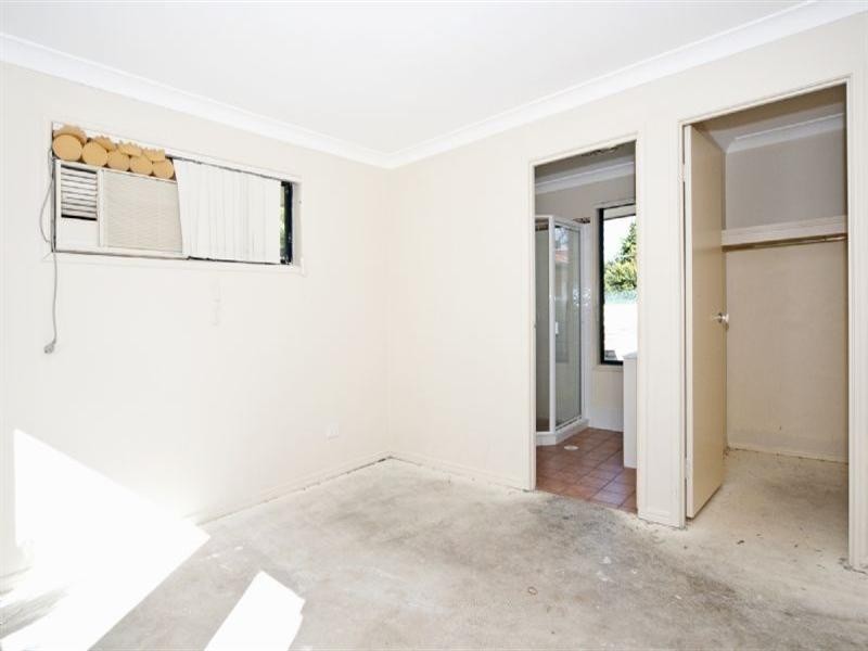 2 McKerrow Crescent, Goodna QLD 4300