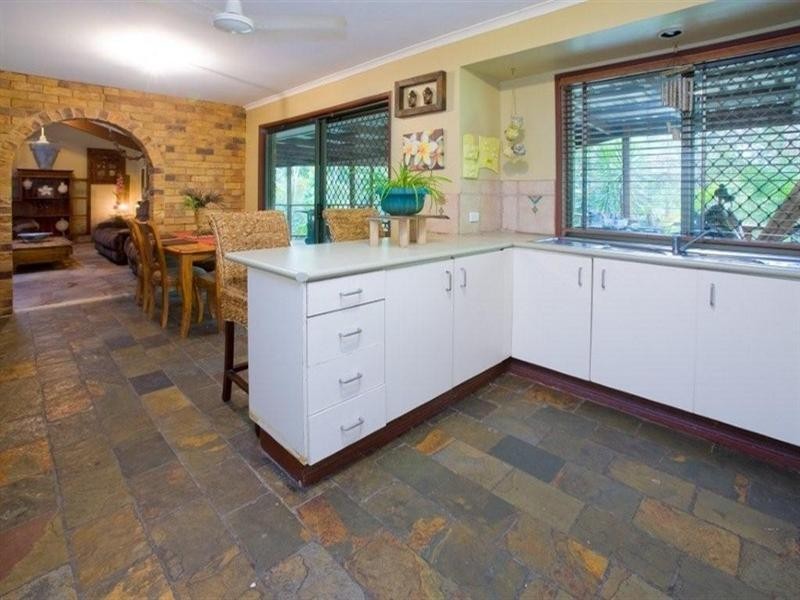 9 Janelle Street, Bellbird Park QLD 4300