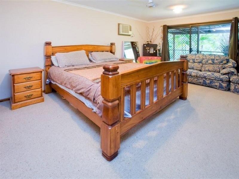 9 Janelle Street, Bellbird Park QLD 4300