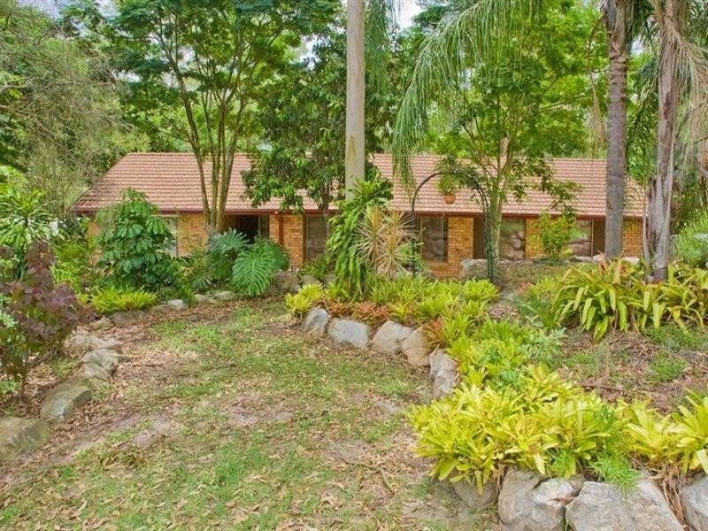 9 Janelle Street, Bellbird Park QLD 4300
