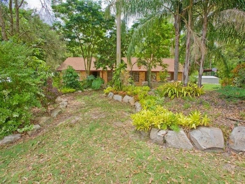9 Janelle Street, Bellbird Park QLD 4300