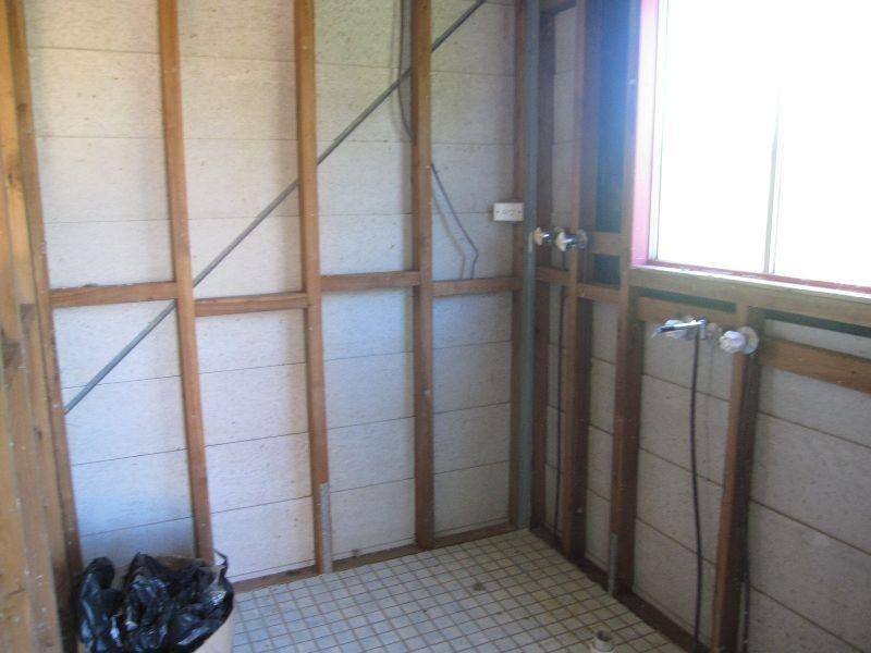 4 Cox Crescent, Goodna QLD 4300