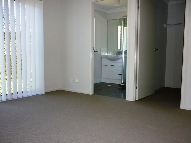 2 Ryan Court, Riverview QLD 4303