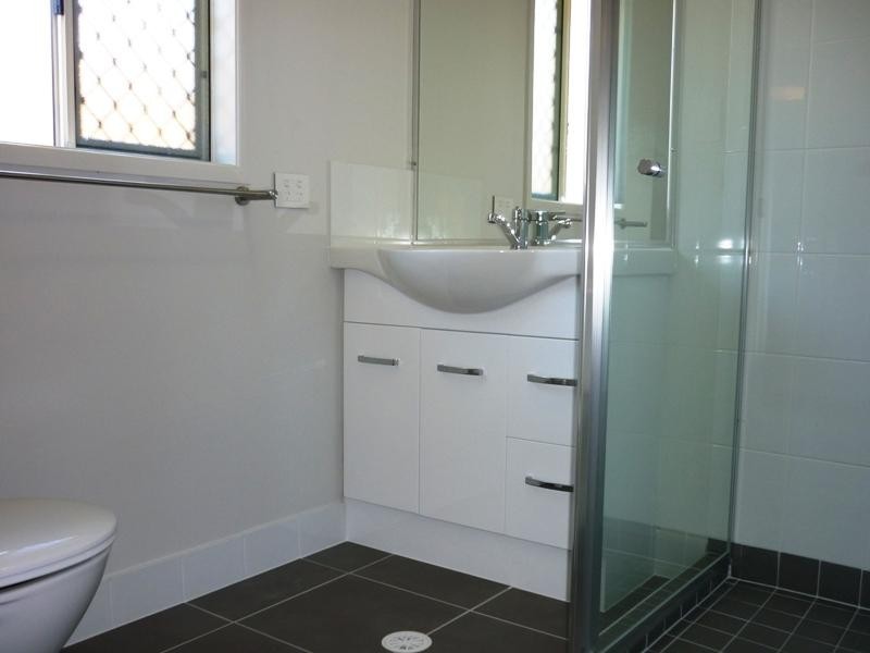 2 Ryan Court, Riverview QLD 4303