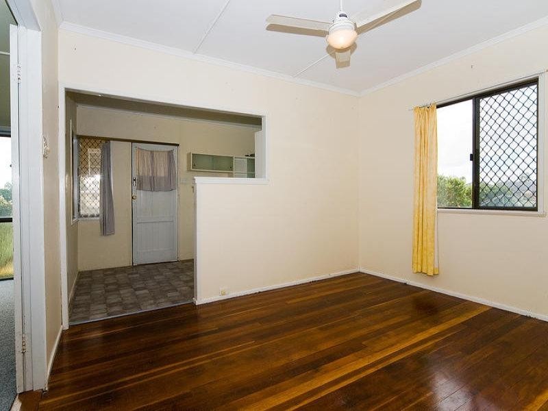 218 Whitehill Road, Raceview QLD 4305