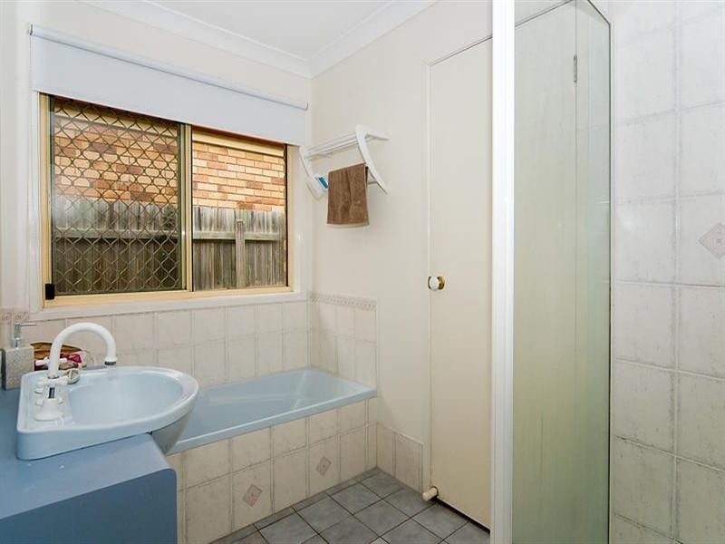 6 Simpson Court, Goodna QLD 4300