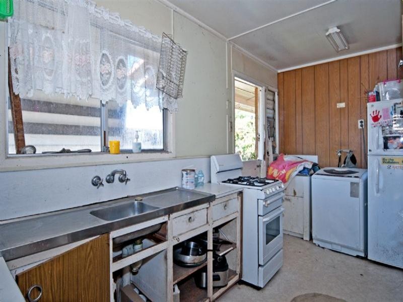 27 Waterford Road, Gailes QLD 4300