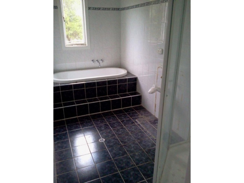 7 Lower James Street, Goodna QLD 4300