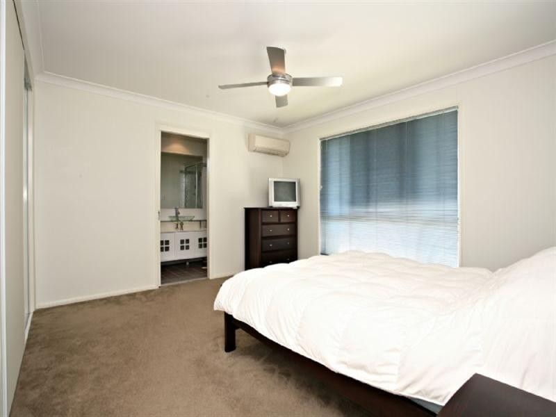 1 Skinner Street, Collingwood Park QLD 4301