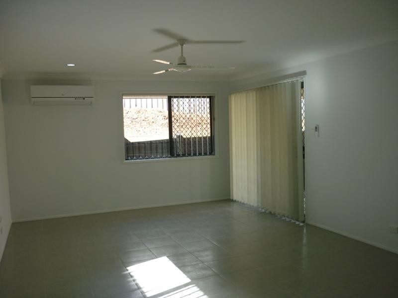 9 Statham Court, Redbank Plains QLD 4301