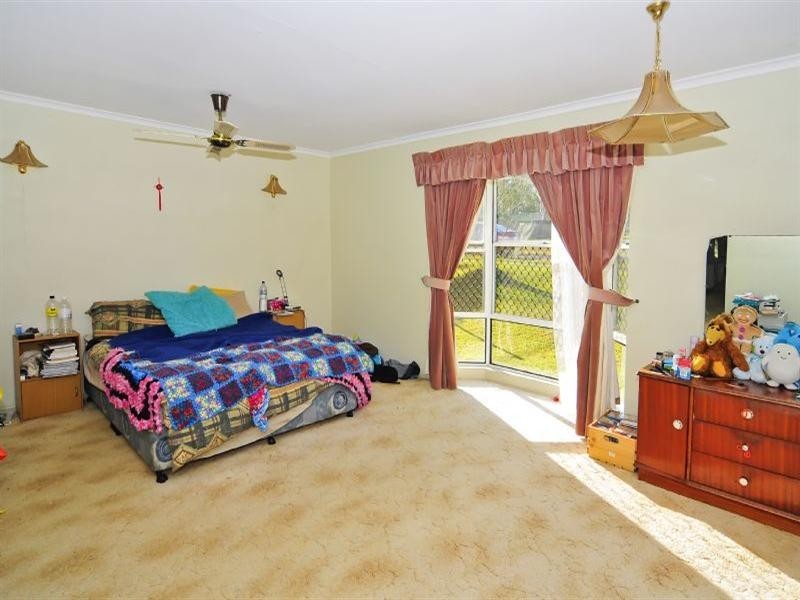 28 Duncan Street, Collingwood Park QLD 4301
