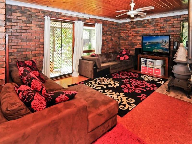 16 Lorikeet Lane, Bellbird Park QLD 4300