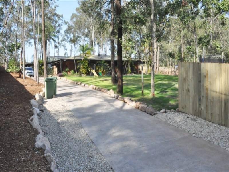 16 Lorikeet Lane, Bellbird Park QLD 4300