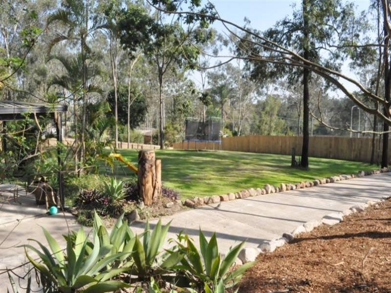 16 Lorikeet Lane, Bellbird Park QLD 4300