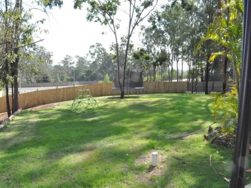 16 Lorikeet Lane, Bellbird Park QLD 4300