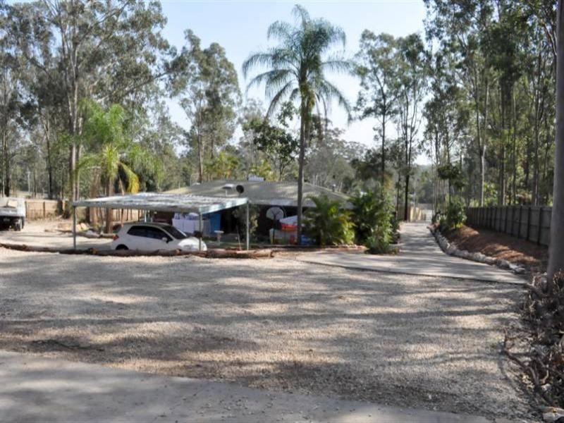16 Lorikeet Lane, Bellbird Park QLD 4300