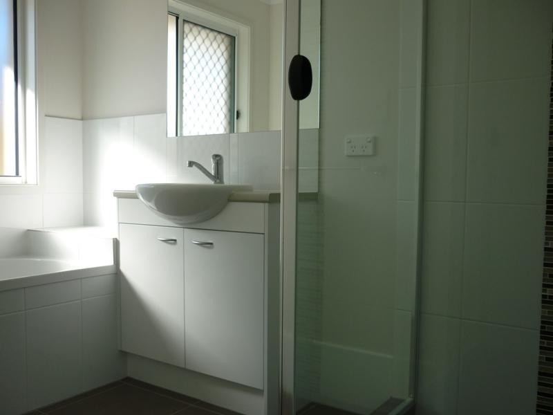 50 Navickas Circuit, Redbank Plains QLD 4301