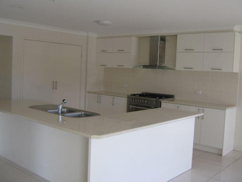 16 Foundation Street, Collingwood Park QLD 4301