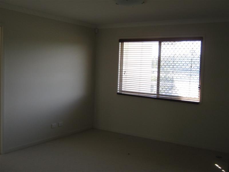 16 Foundation Street, Collingwood Park QLD 4301