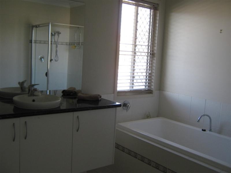 16 Foundation Street, Collingwood Park QLD 4301