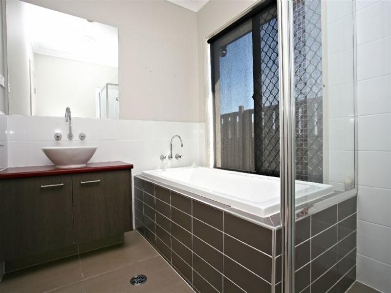 173 Alawoona Street, Redbank Plains QLD 4301