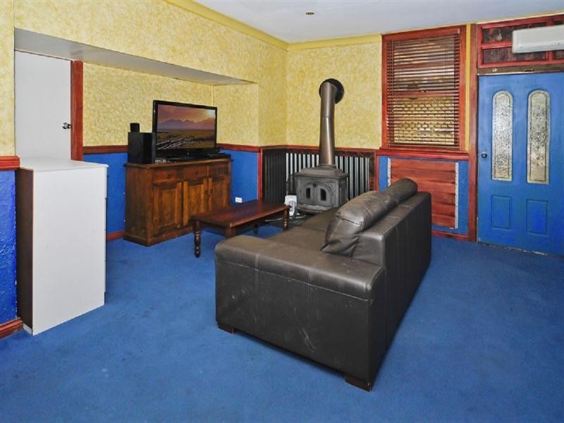 10 Allan Street, Goodna QLD 4300